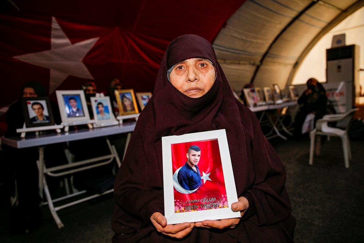 Diyarbakır annelerinin evlat nöbeti, 900 gündür devam ediyor