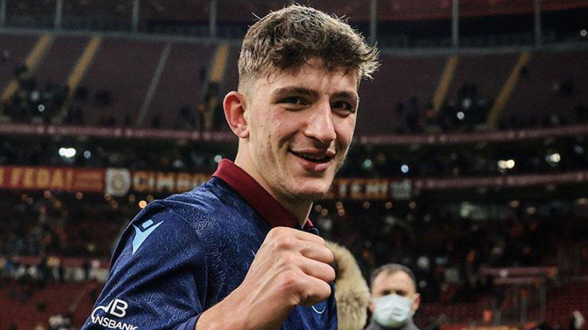 Trabzonspor'da savunma Vitor Hugo - Ahmetcan'a emanet