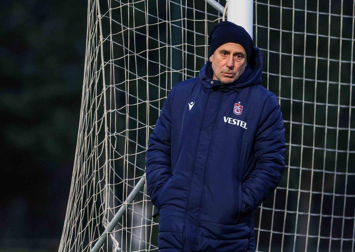 Trabzonspor'da savunma Vitor Hugo - Ahmetcan'a emanet