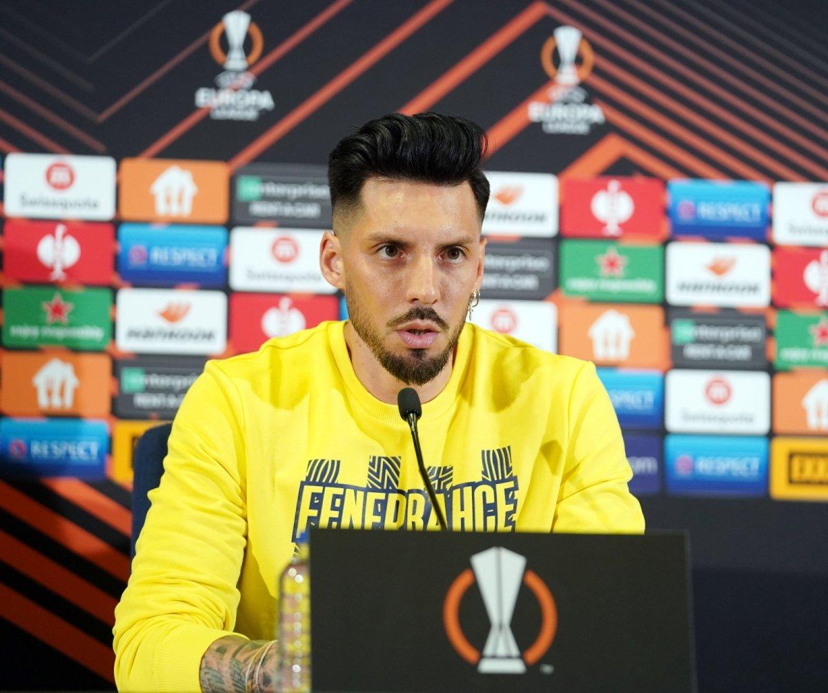 Fenerbahçe'de Sosa kulübeye Crespo ilk 11'e