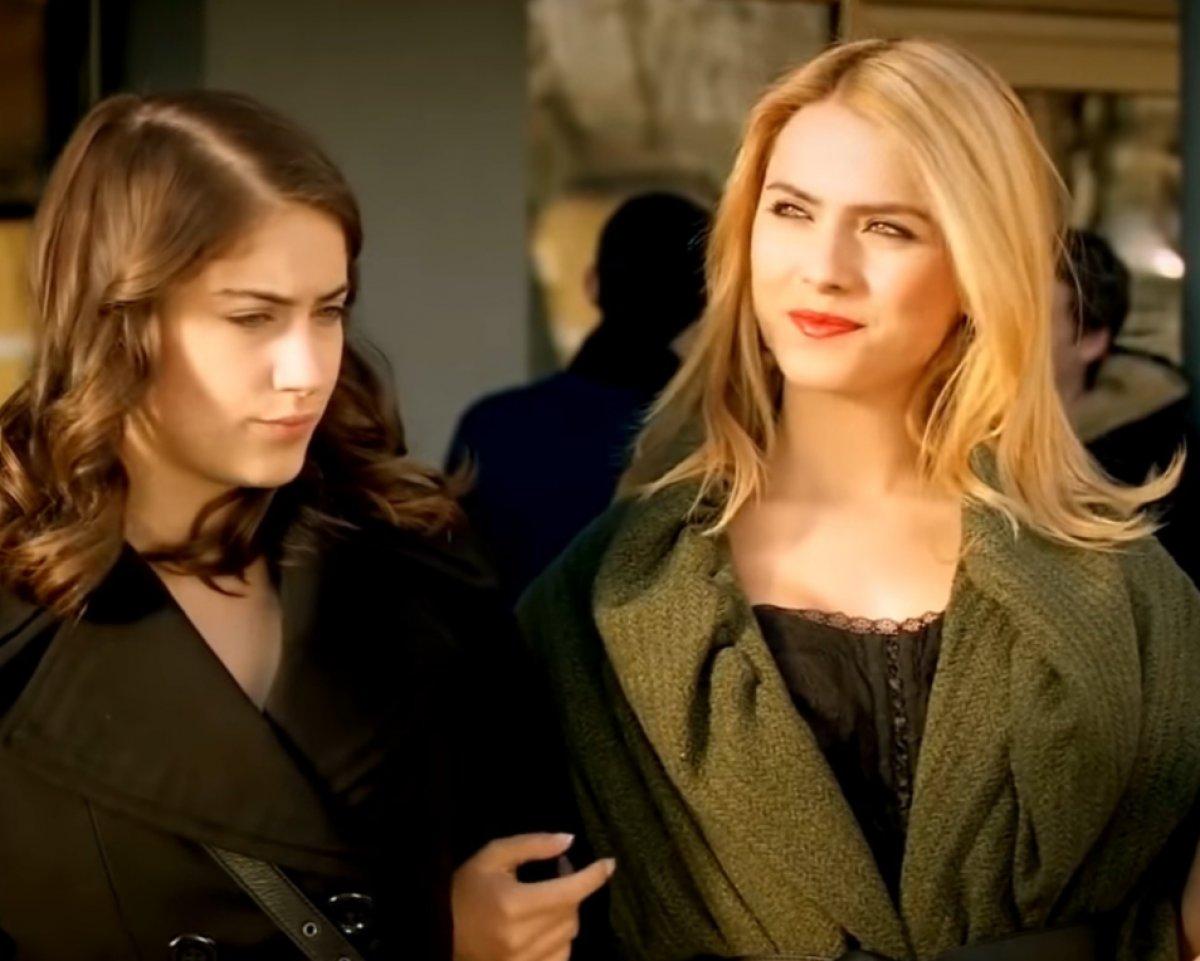 Hazal Kaya ile Ceyda Ateş yıllar sonra buluştu