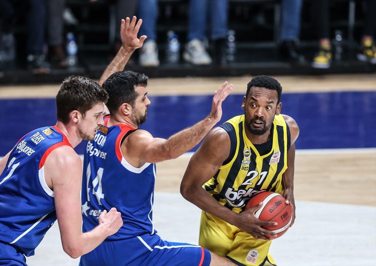 Anadolu Efes Türkiye Kupası'nın sahibi oldu