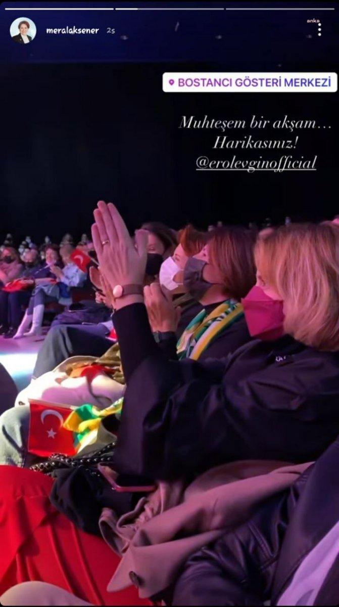 Meral Akşener Erol Evgin'in konserine katıldı
