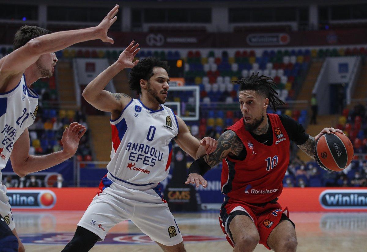 Real Madrid, Shane Larkin'in peşini bırakmıyor