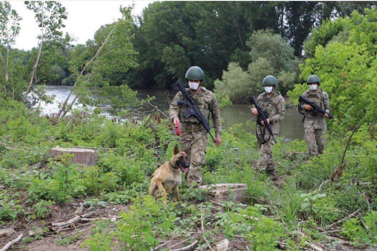 MSB: Yunanistan'a geçmeye çalışan 3 kişi yakalandı