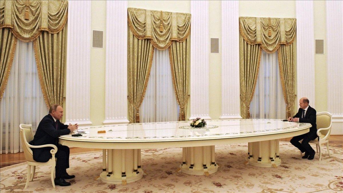 Vladimir Putin'den Donetsk ve Luhansk'ı tanıma kararı