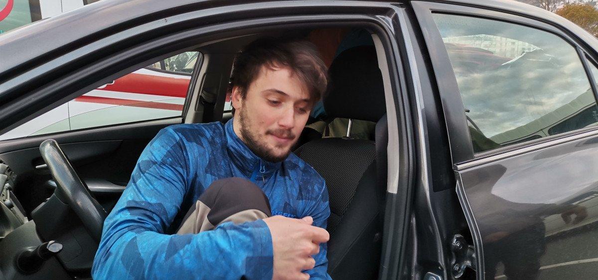 Ordu'da yamaç paraşütçüsü eğitim sırasında denize düştü