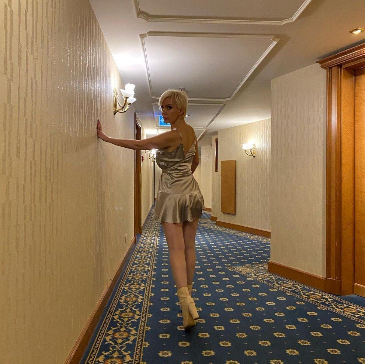 Ömür Gedik'in mini elbiseli paylaşımı o sözlerini akıllar getirdi