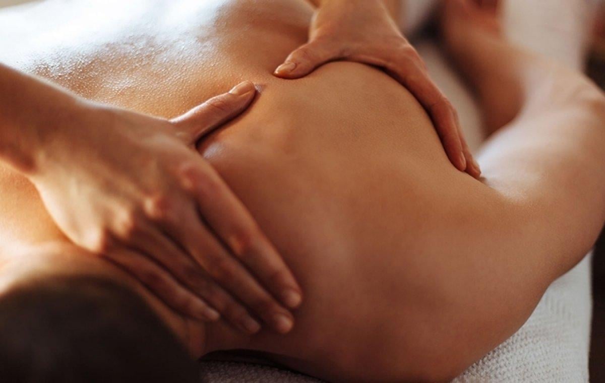 Ağrıyan yere magnezyum yağı sürmenin etkileri! Streçleyip uyuyun...