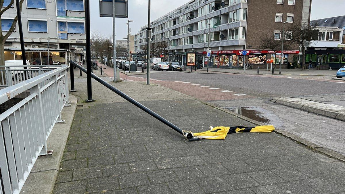 Avrupa ülkelerini etkisi altına alan şiddetli fırtınalar büyük hasara neden oldu