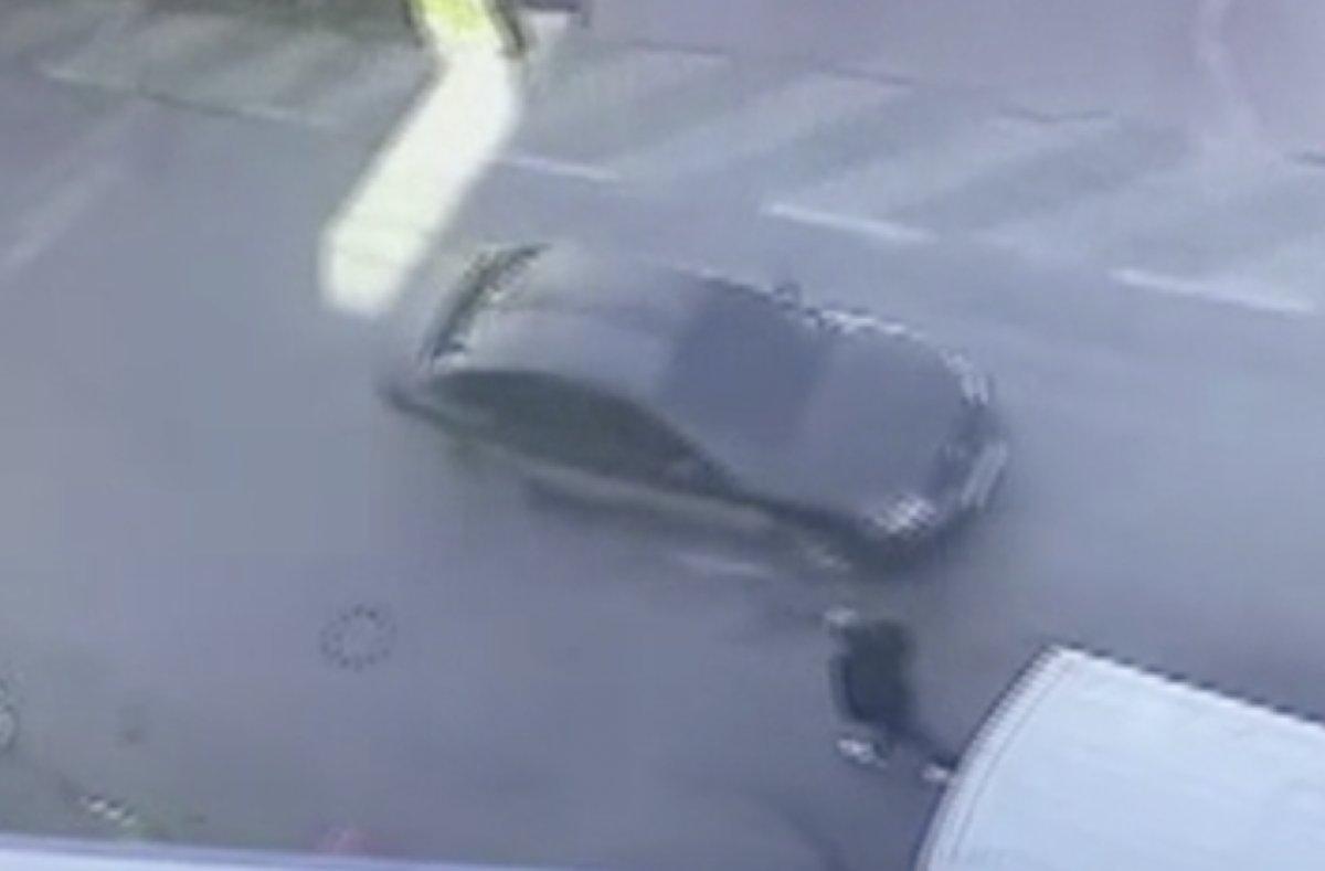 Maltepe'de aracın önünü keserek 810 bin lira gasbeden şüpheliler yakalandı