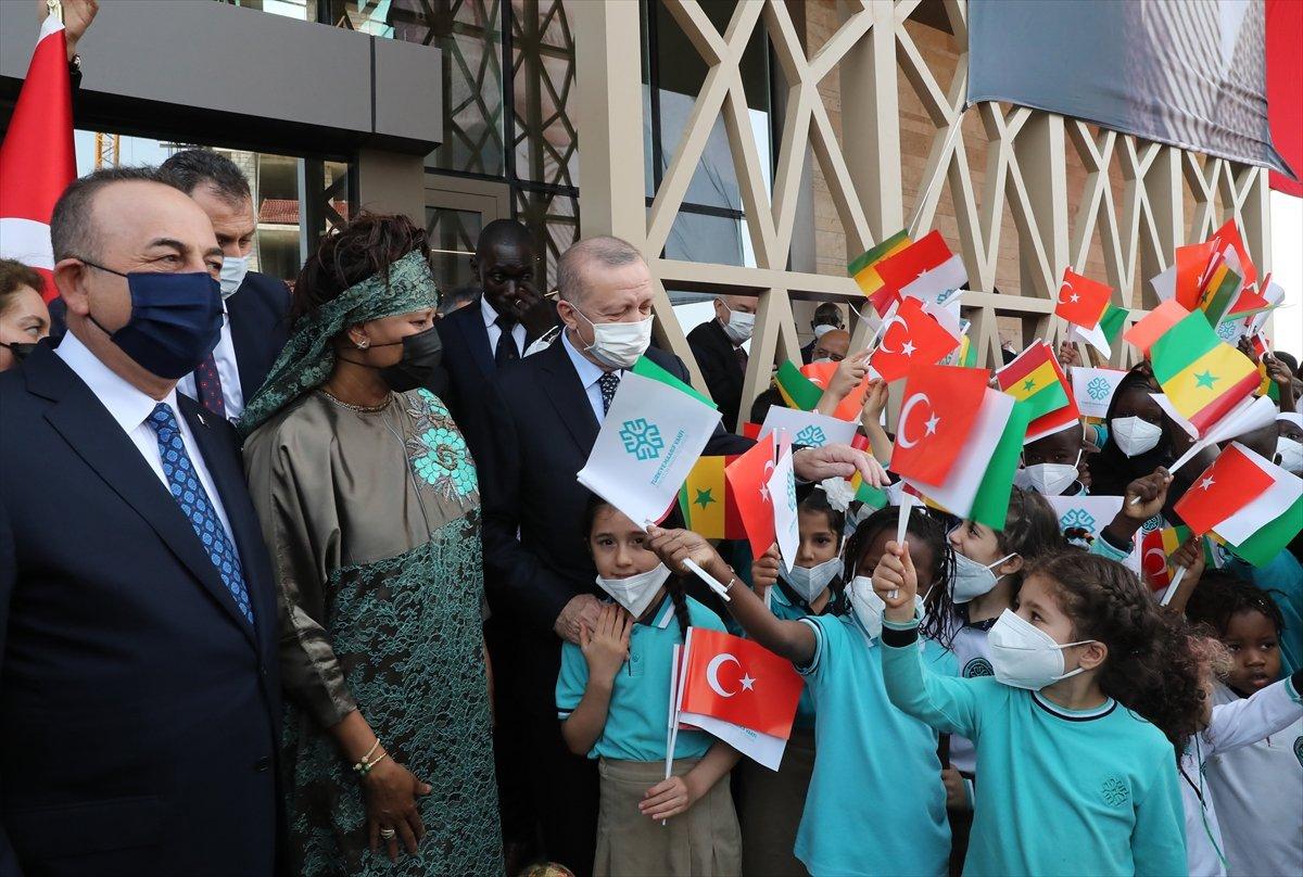 Cumhurbaşkanı Erdoğan, Türkiye'nin Dakar Büyükelçiliği kançılarya binasının açılışını yaptı