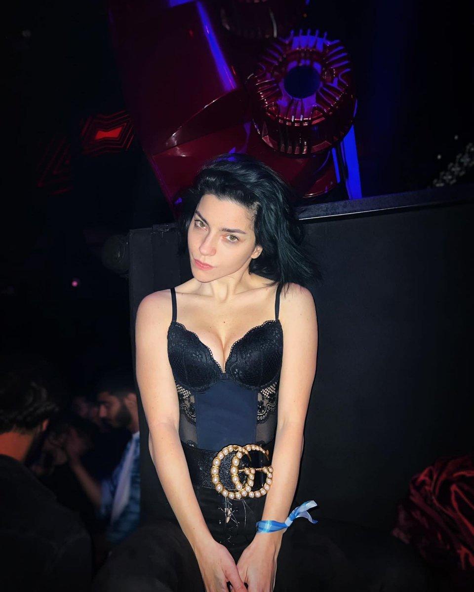 Merve Boluğur, aşk evliliği istiyor