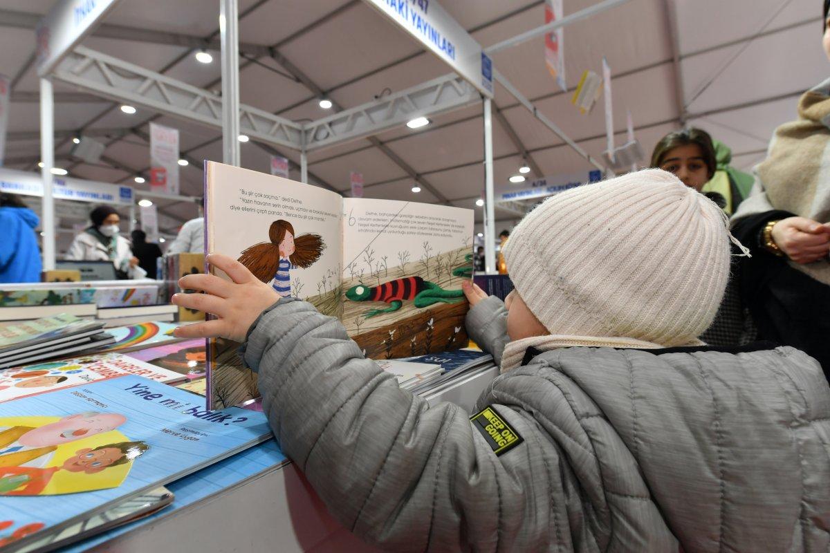Üsküdar Kitap Fuarı 4 günde 100 bin ziyaretçi ağırladı