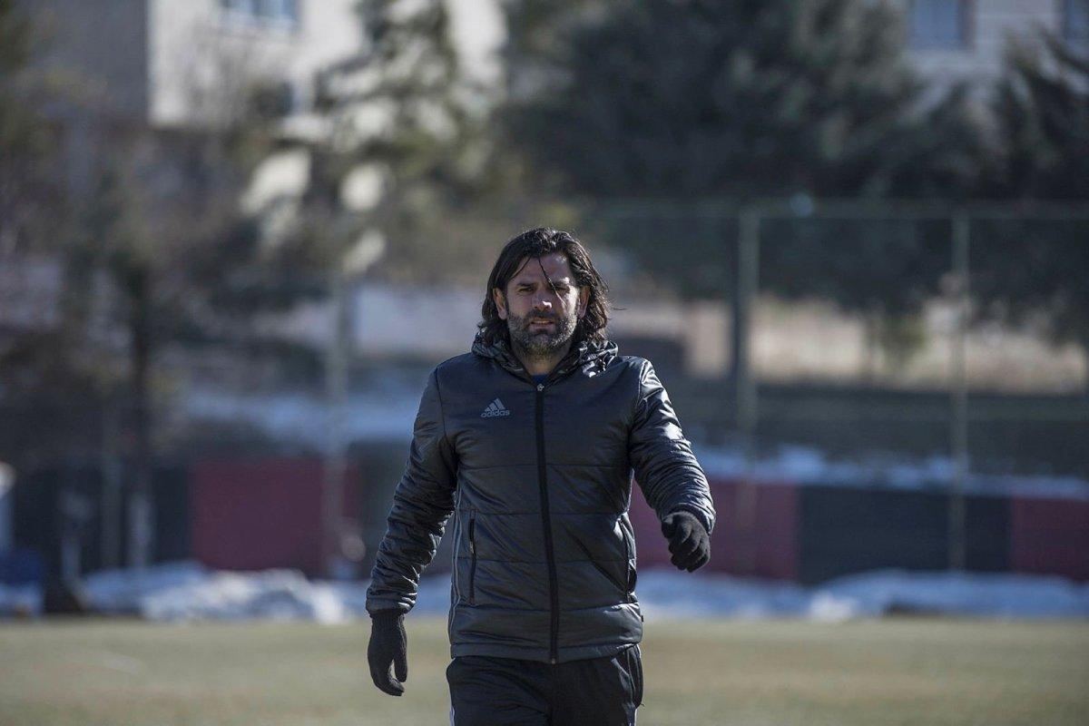 İbrahim Üzülmez'in ağabeyinden sonra babası da vefat etti