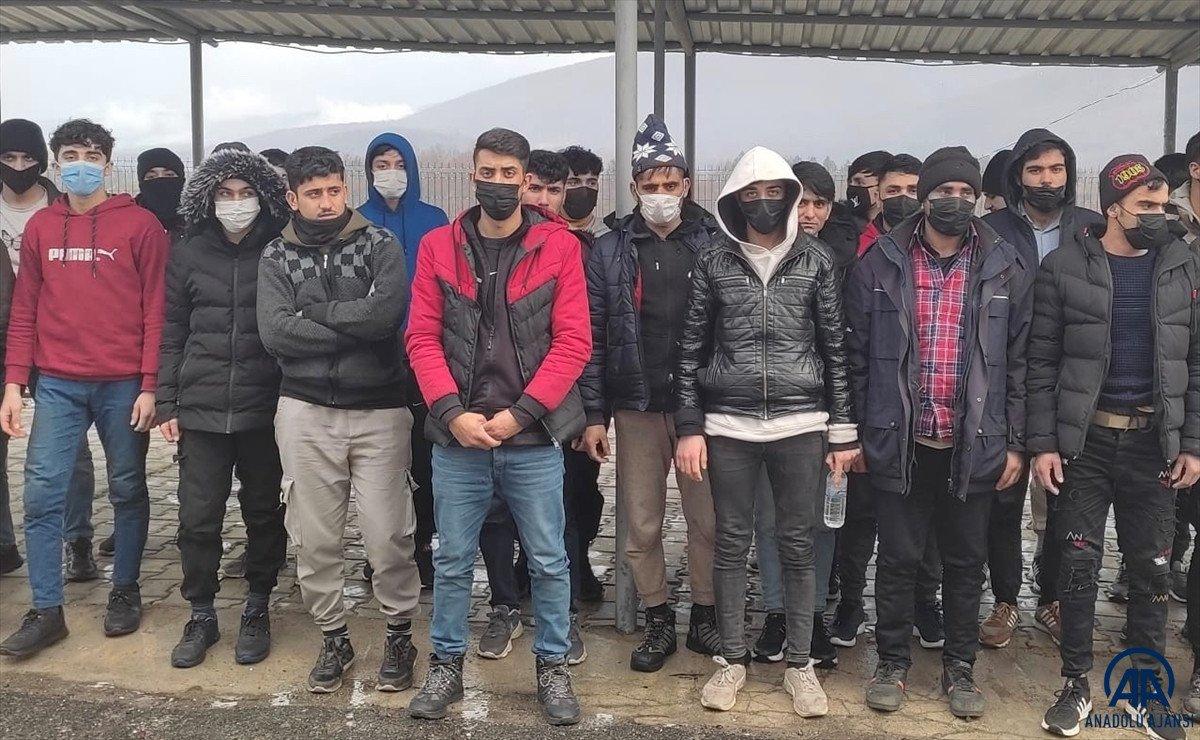 Kırklareli'nde 114 kaçak göçmen yakalandı