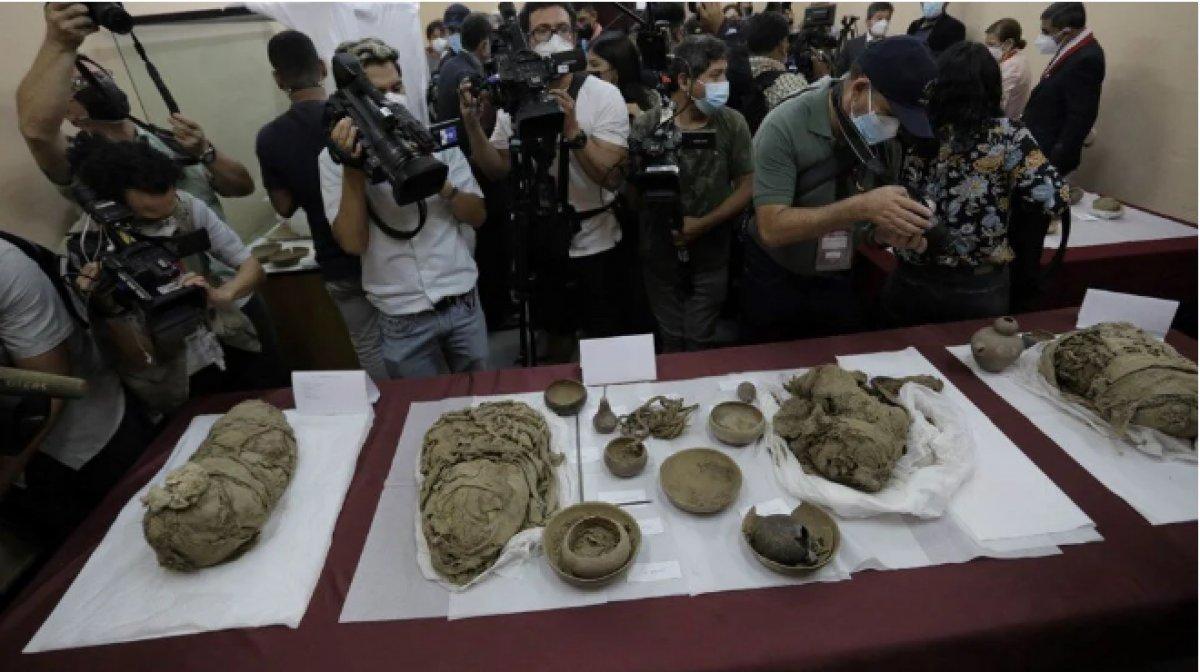 Peru'da bulunan çocuk ve yetişkin mumyaları sergide görücüye çıktı
