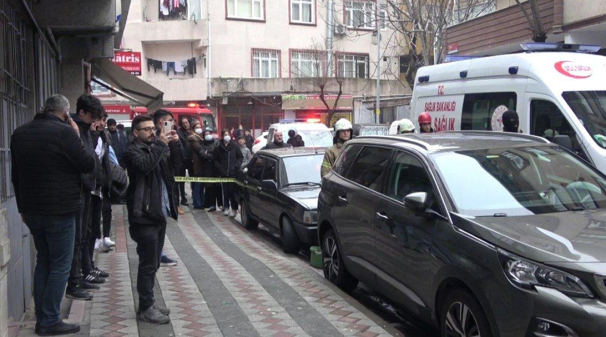 Sultangazi’de, eşini ve çocuğunu rehin aldı