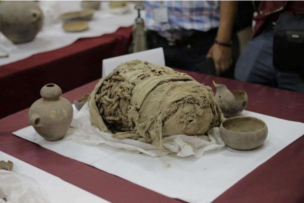 Peru'da bulunan çocuk ve yetişkin mumyaları sergide görücüye çıktı
