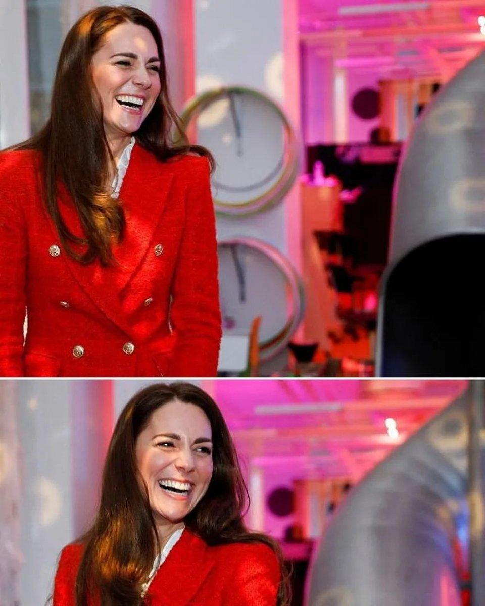 Kate Middleton kaydıraktan kaydı