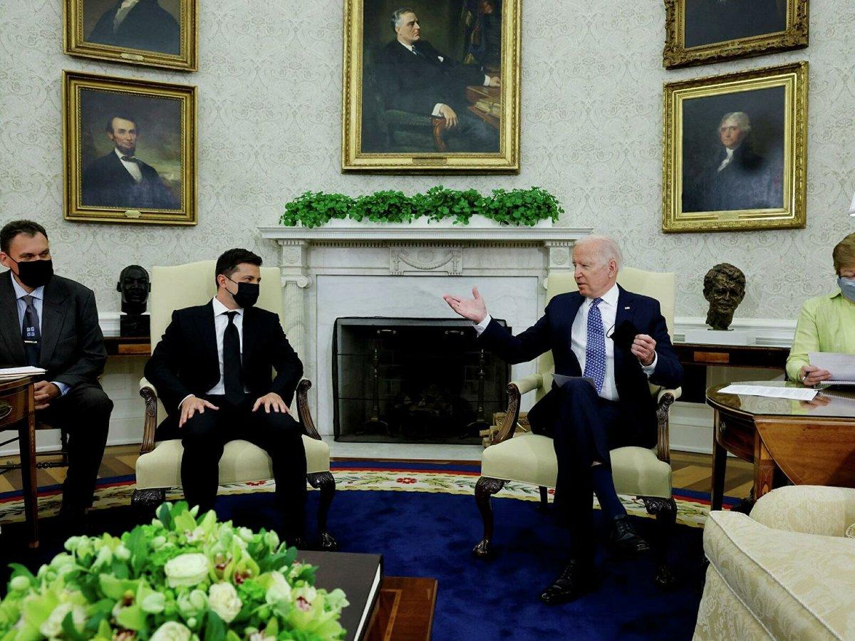 Zelenskiy ve Biden telefonda görüştü