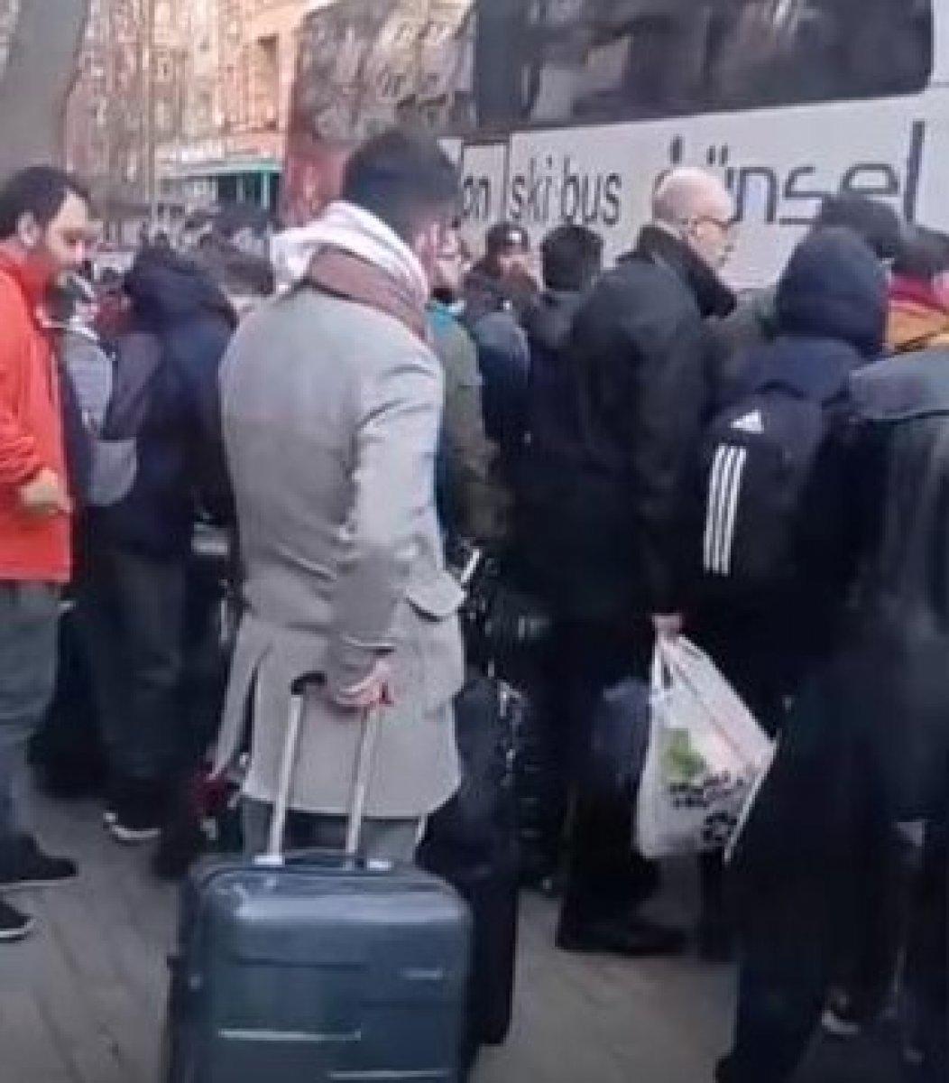 Türk vatandaşlarının Ukrayna'dan tahliyeleri başladı