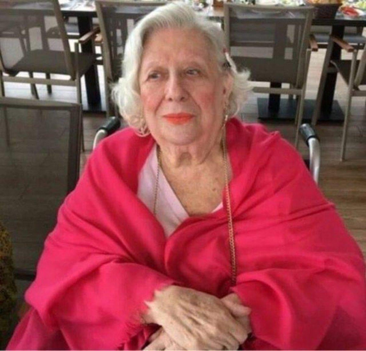 Ayten Erman hayatını kaybetti