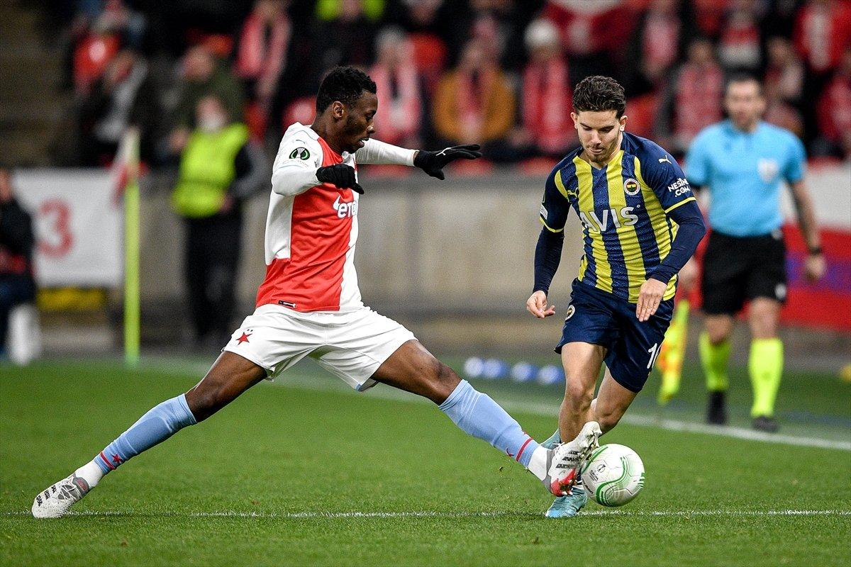 Ferdi Kadıoğlu'ndan Fenerbahçe'ye kötü haber