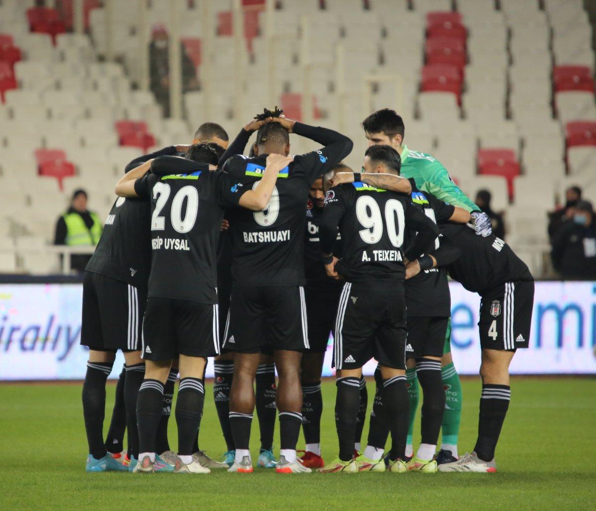 Beşiktaş, Sivassspor'u 3 golle mağlup etti