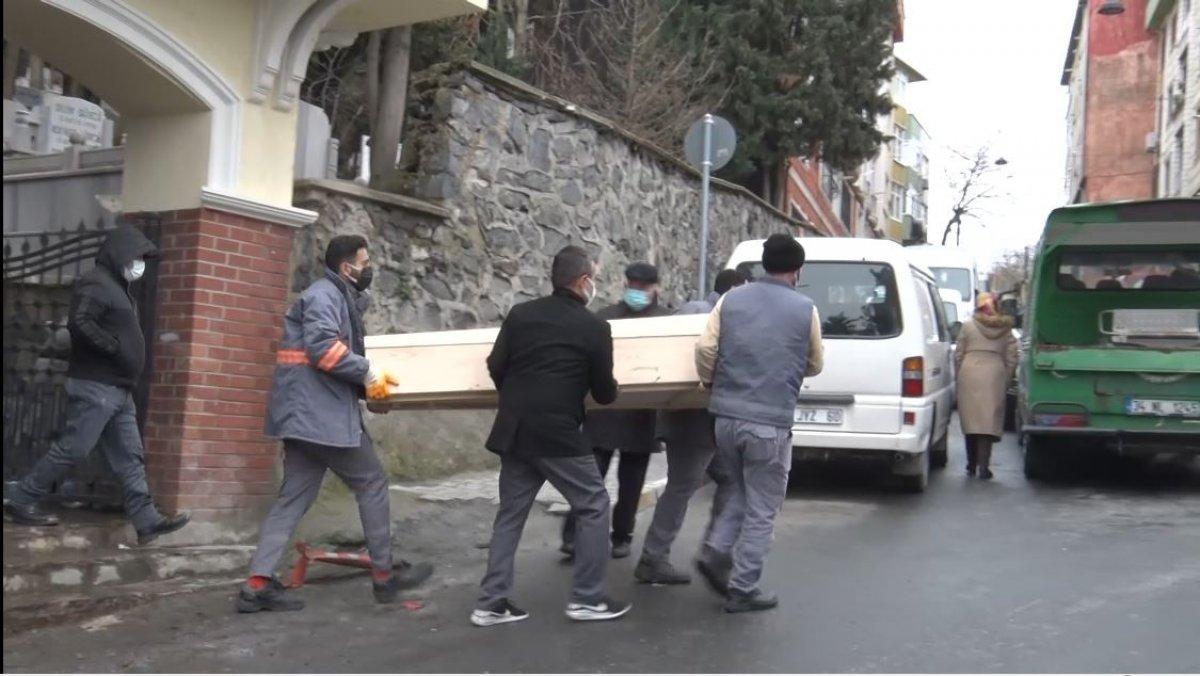 İstanbul'da kaybolan yaşlı adam mezarlıkta ölü bulundu