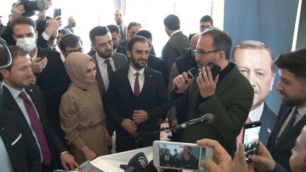 AK Partili gençlerin toplantısına Cumhurbaşkanı Erdoğan sürprizi