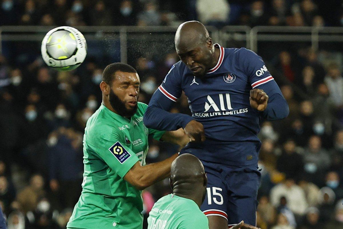 PSG geriye düşüğü maçta Saint-Etienne'i 3-1 yendi
