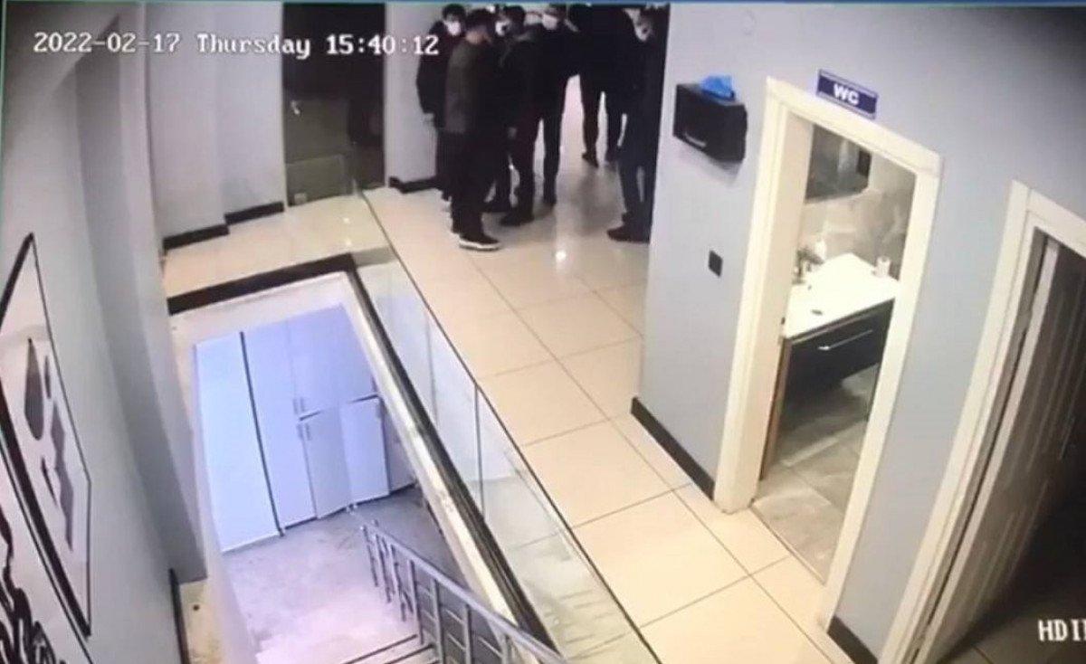 Şişli'de iş yeri basan grup kamerada