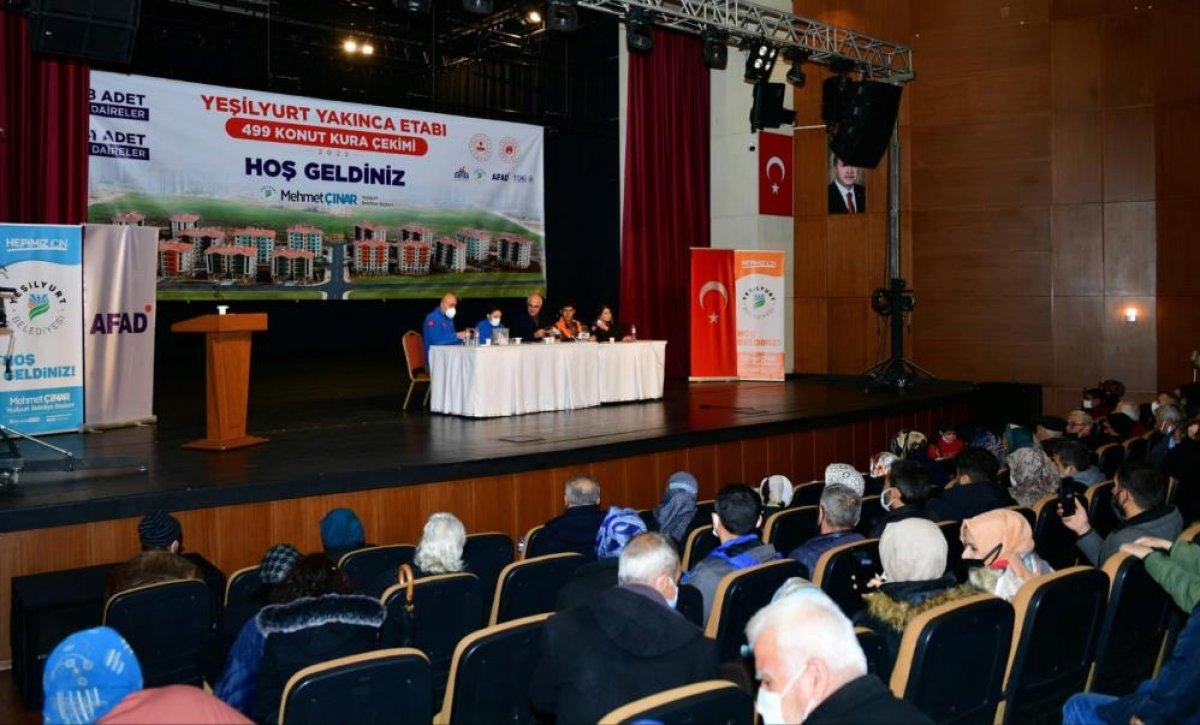 TOKİ Malatya'da deprem konutları için kura çekimi yaptı