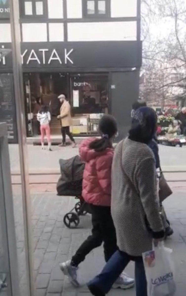 Bursa'da genç kıza tekme atan adama tepki