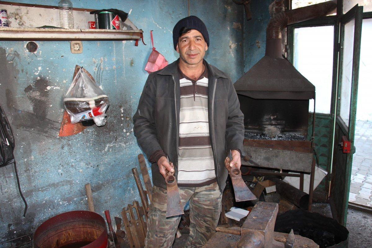 Aydın'da zeytinyağına gelen zamlar tarım aletlerine ilgiyi artırdı