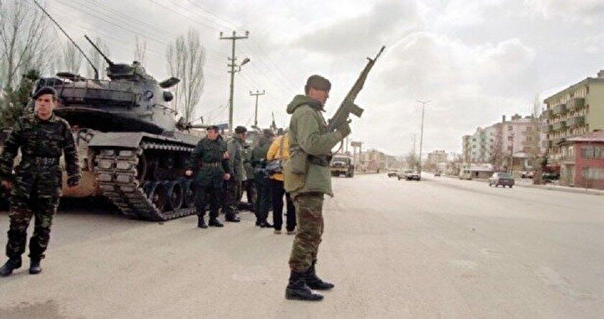 28 Şubat 'Postmodern darbe'nin üzerinden 25 yıl geçti