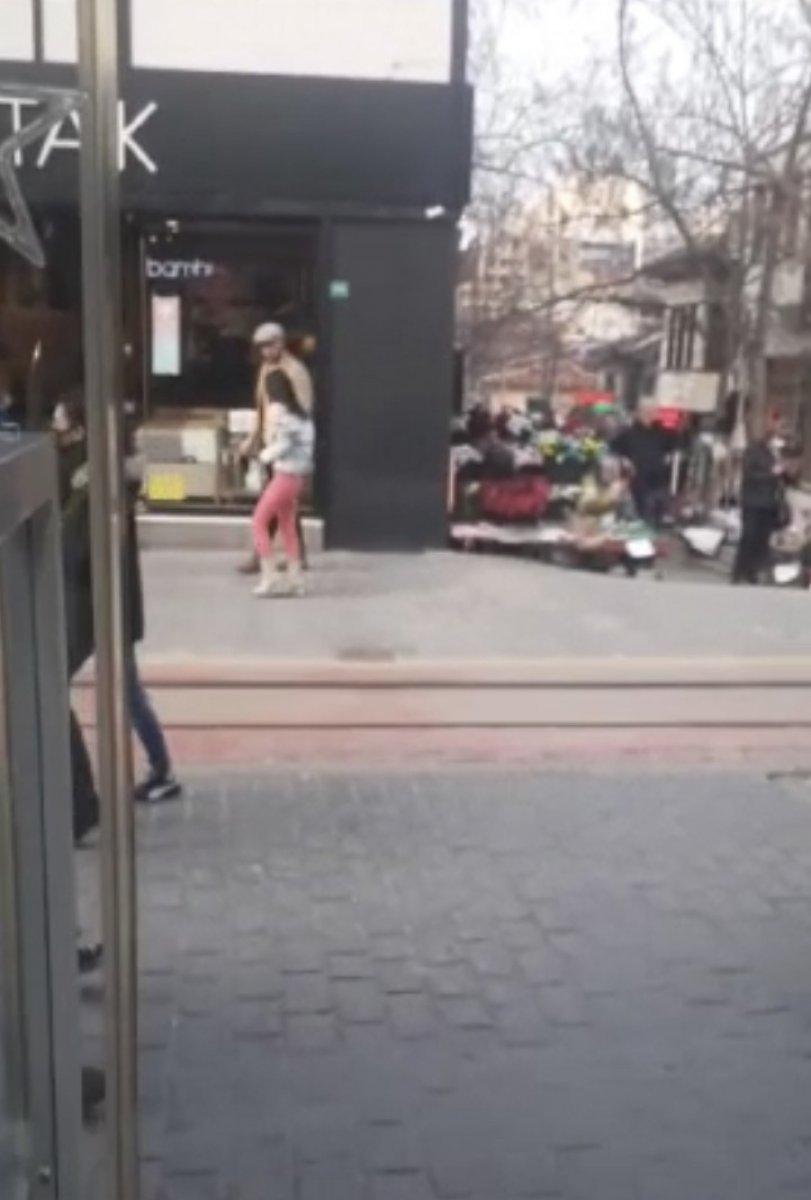 Bursa'da genç kıza tekme atan adama tepki