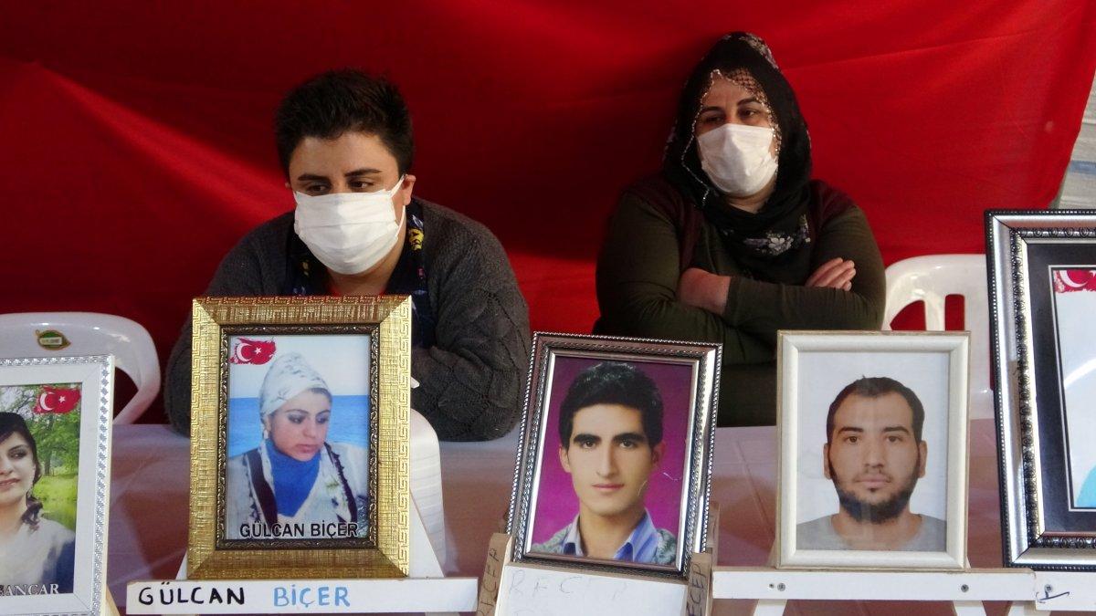 Evlat nöbetindeki baba: Türk bayrağı altında yaşıyoruz