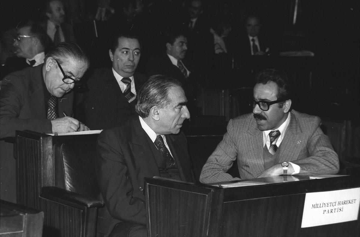 Eski Bakan Sadi Somuncuoğlu yaşamını yitirdi