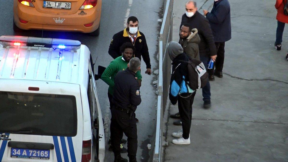 İstanbul'da taksi şoförü ile yolcunun ücret tartışması