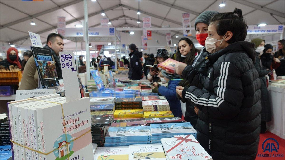7. Üsküdar Kitap Fuarı, 250 bine yakın kitapseveri ağırladı