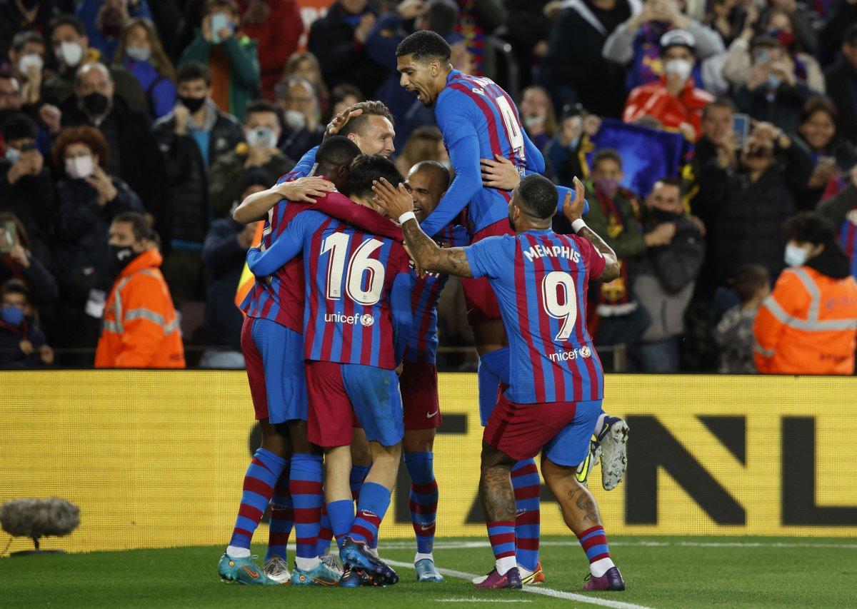 Galatasaray'ın rakibi Barcelona da 4'ledi