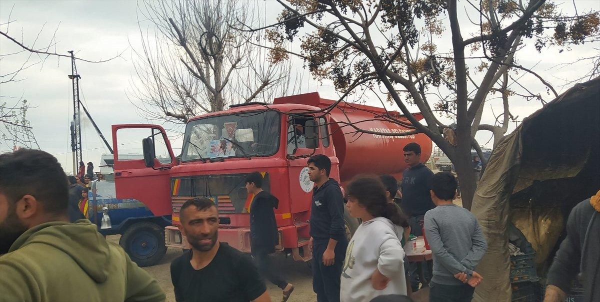 Adana'da işçilerin çadırları küle döndü