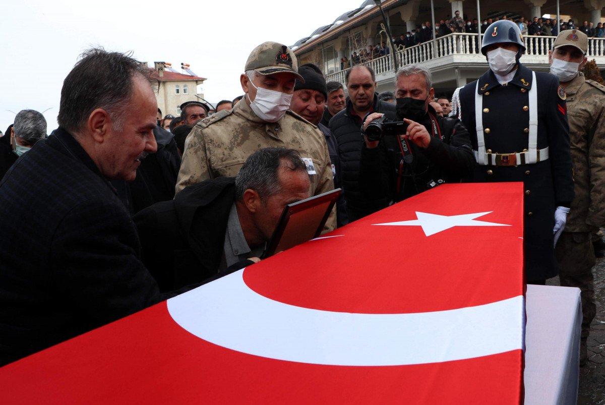 Hakkari’de şehit düşen Mürsel Sunal’a veda
