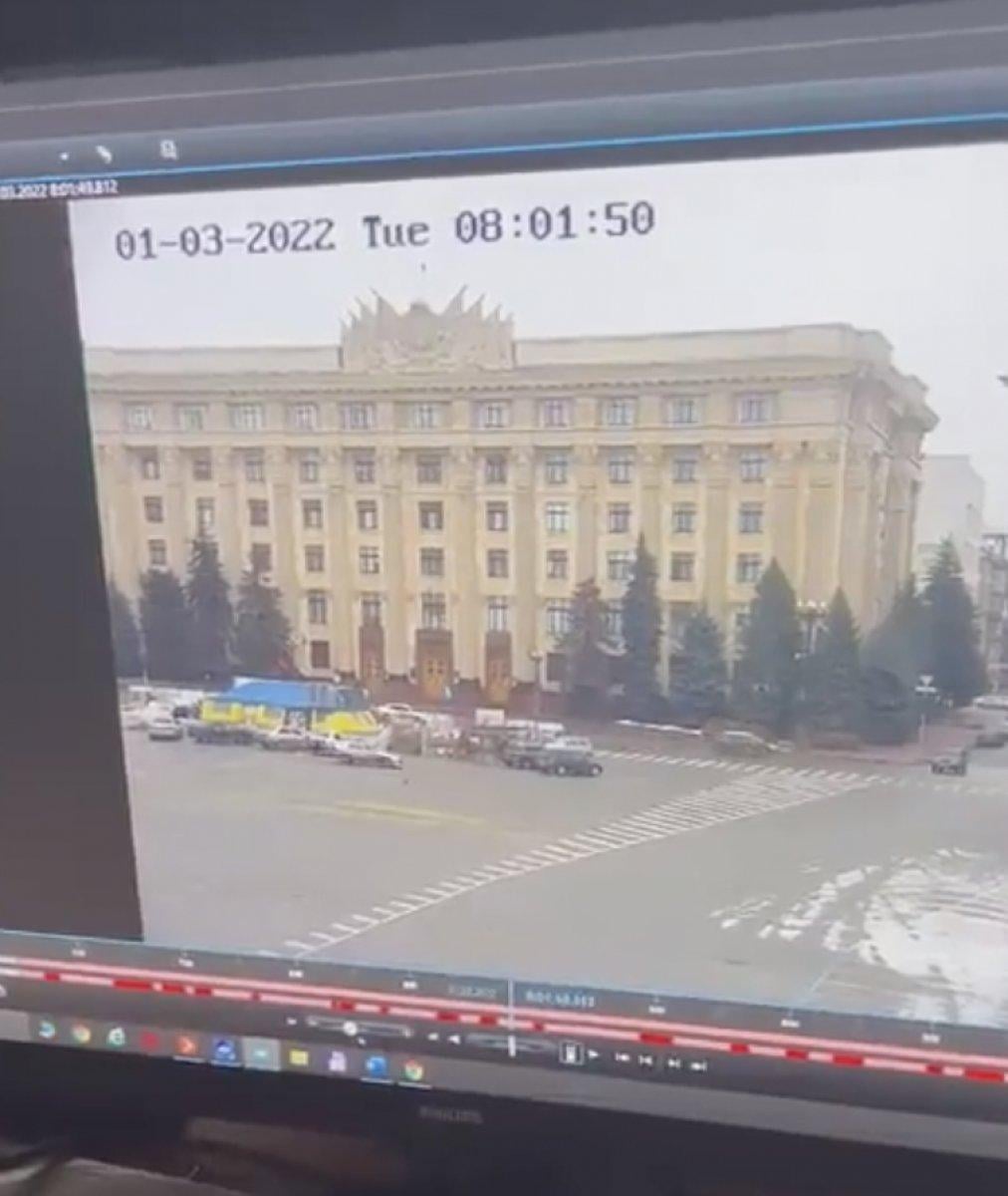 Rusya, Harkov'daki yönetim binasını vurdu