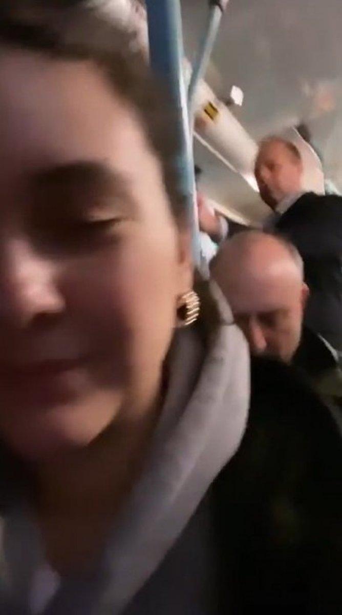 Bergüzar Korel, Halit Ergenç'e aşkını otobüste haykırdı