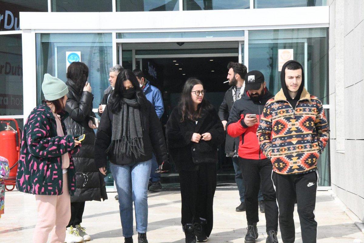 Tatile gittiği Odessa'da patlamalara şahit oldu