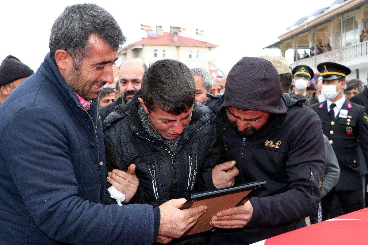 Hakkari’de şehit düşen Mürsel Sunal’a veda