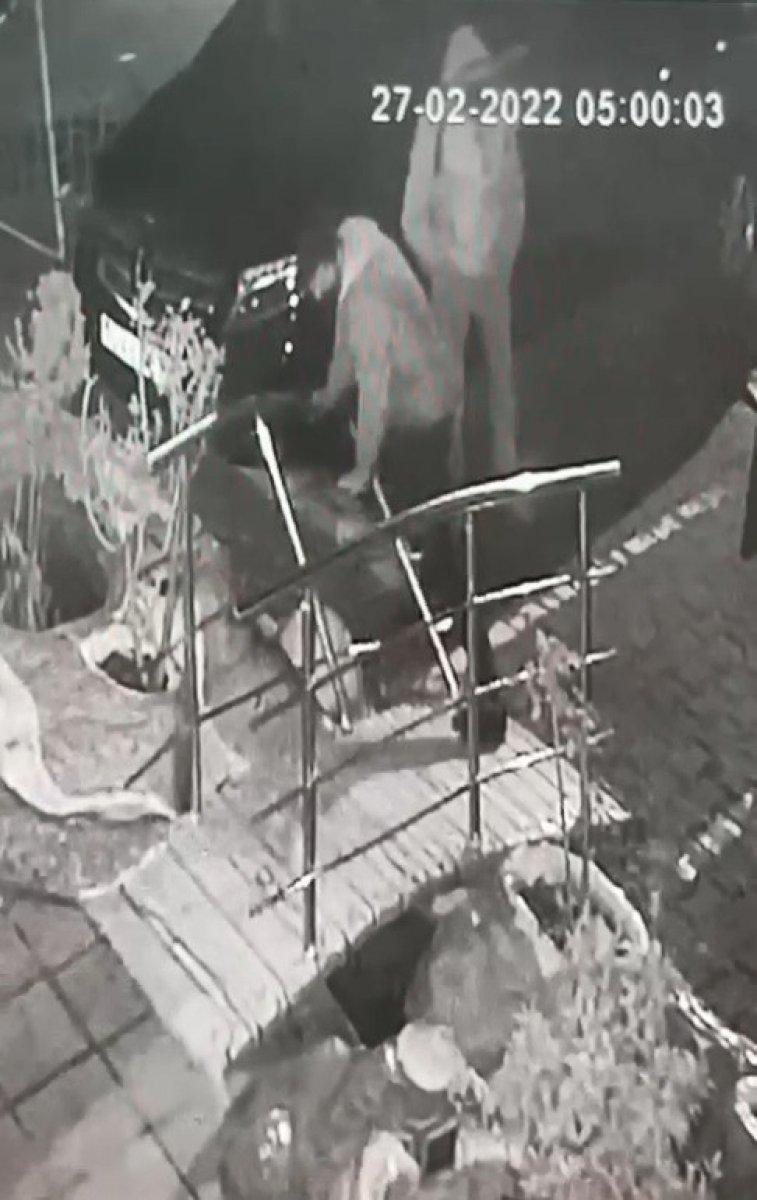 Bursa'da yaşlılar için yapılan korkuluk çalındı